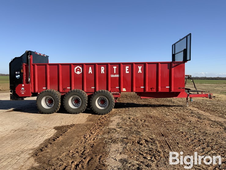 2024-artex-sbx800-tri/a-manure-spreader-image-4