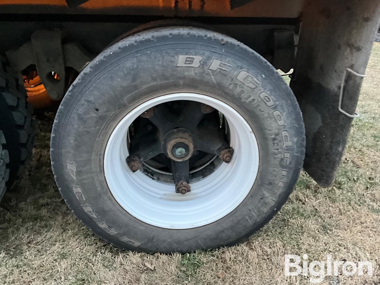 1976-chevrolet-c65-image-16