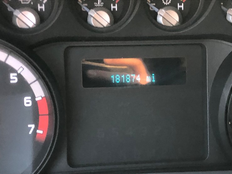 2015-ford-f350-xl-image-7