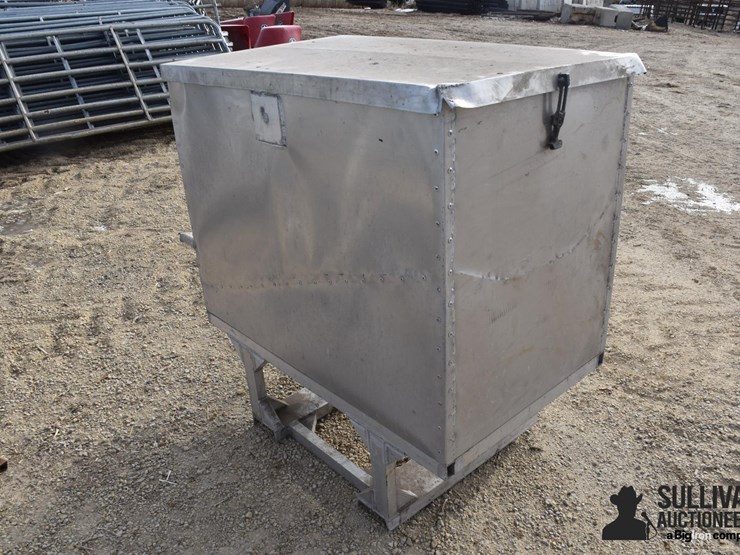 livestock-feeder-image-5