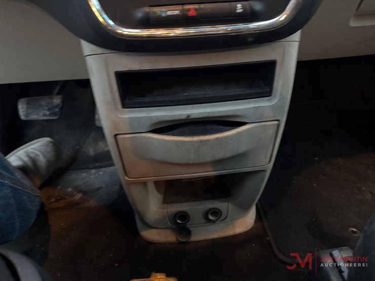 2019-dodge-grand-caravan-image-23