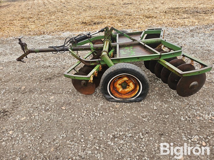 john-deere-8-image-8