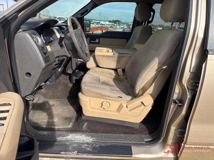 2014-ford-f150-xlt-image-19