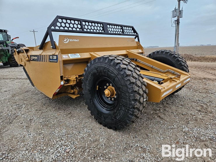 2013-strobel-fe1200-12-yard-pull-type-forced-ejection-scraper-image-7