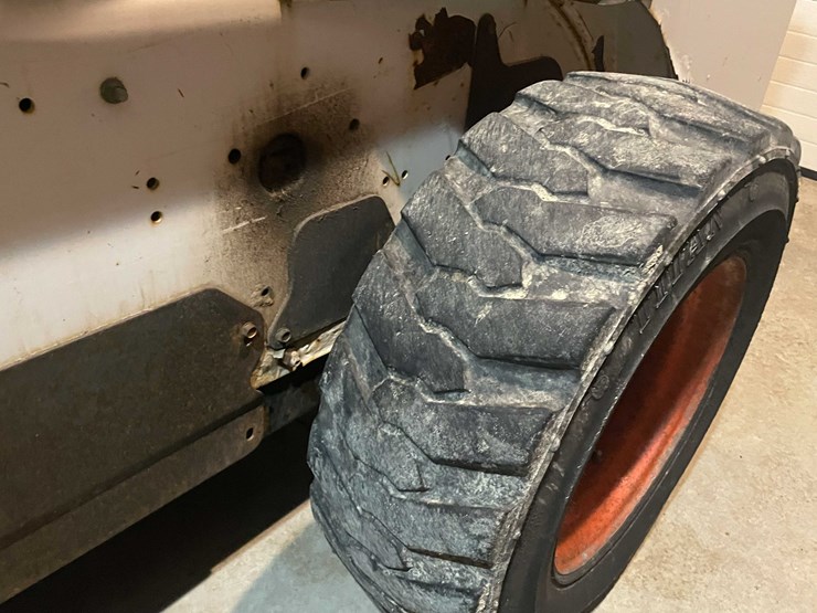#102-•-bobcat-skid-steer-(oshkosh,-wi)-image-16