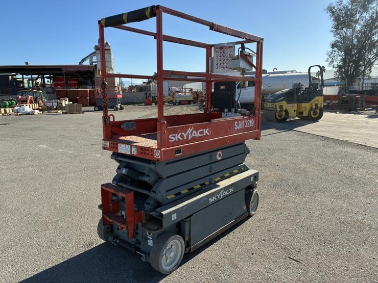 skyjack-sjiii3219-image-3