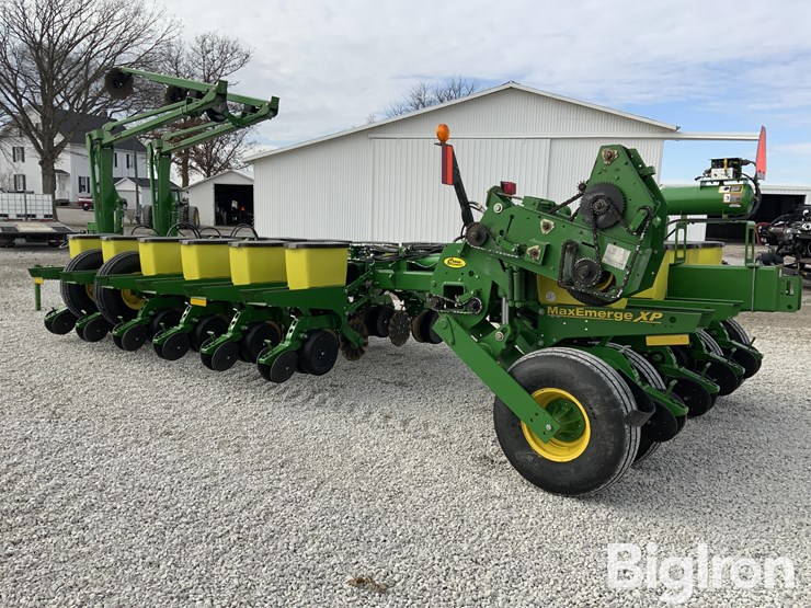 2013-john-deere-1770nt-image-7