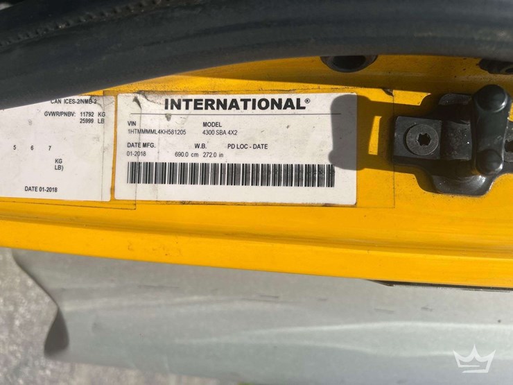 2019-international-durastar-4300-image-5