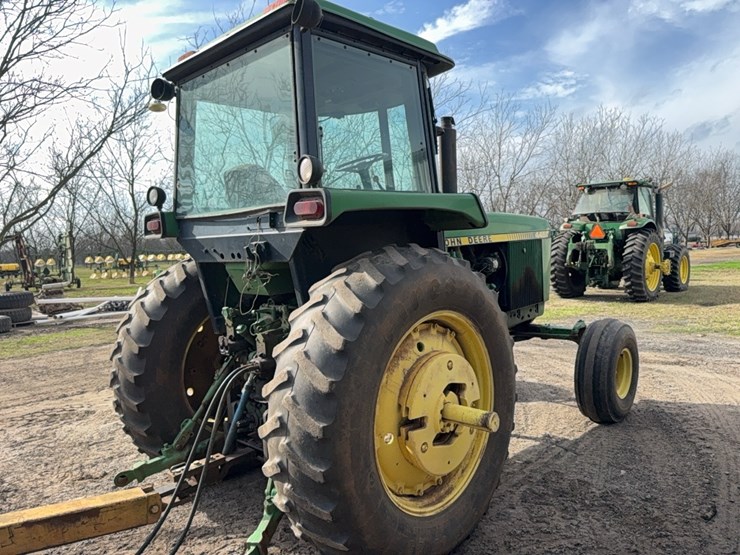 john-deere-4450-image-9
