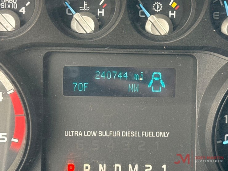 2016-ford-f550-xl-image-49