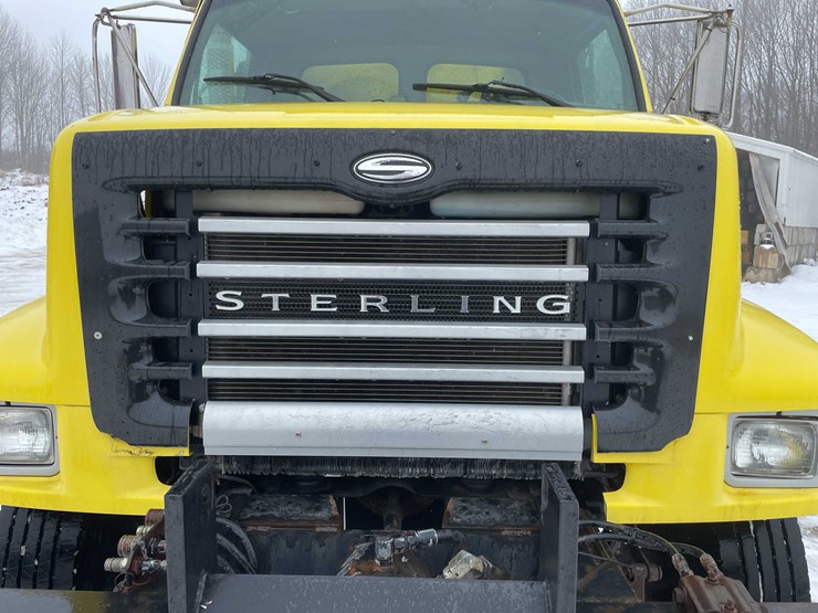 2004-caterpillar-c7-image-11