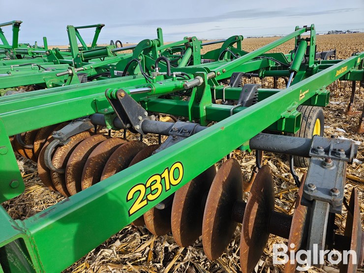 2008-john-deere-2310-image-16