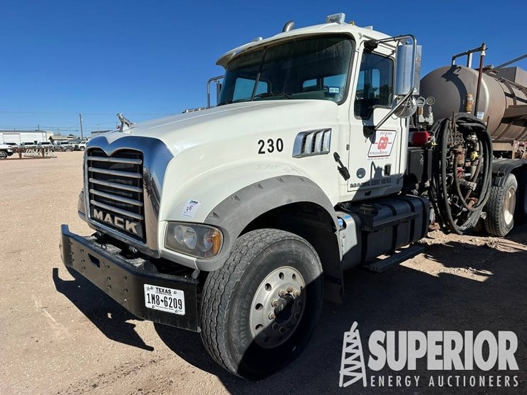 (x)-2015-mack-gu713-t/a-kill-truck,-vin-1m2ax09y4...-image-1