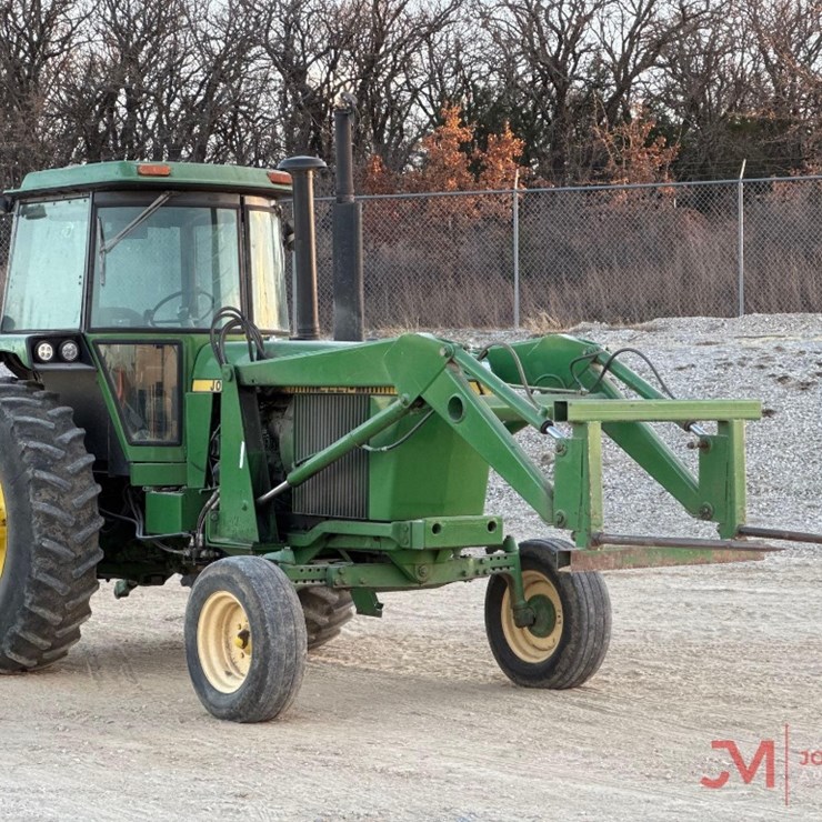 JOHN DEERE 4440