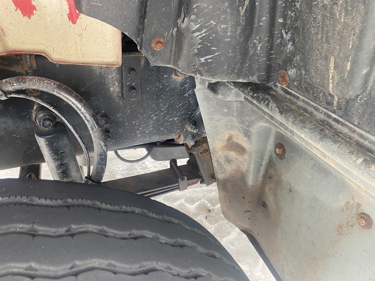 #302-•-2009-mack-gu713-semi-tractor-(has-wi-title)-(mosinee,-wi)-image-21