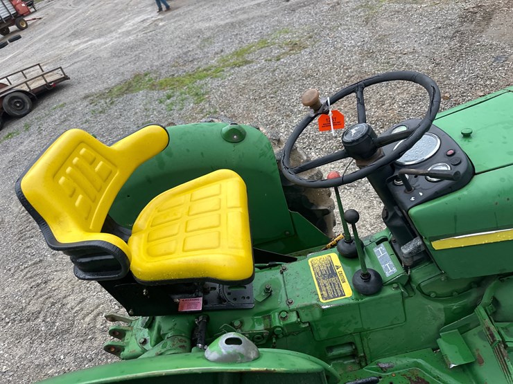 john-deere-820-image-6