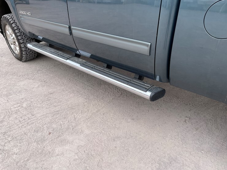 2011-chevrolet-silverado-2500hd-lt-image-43