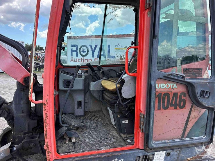 2011-kubota-kx080-3-image-15