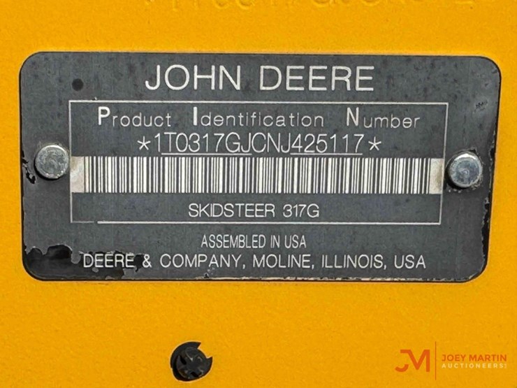 2022-deere-317g-image-21