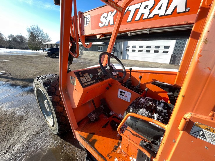 sky-trak-8042-image-15