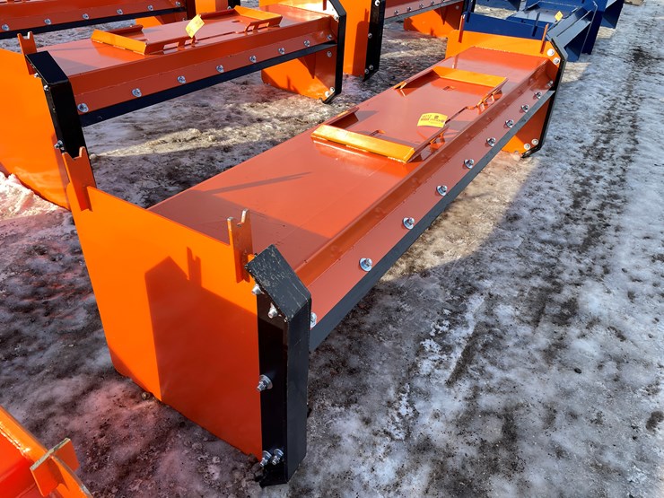 #18012-•-unused-snow-pusher-with-steel-blade-(princeton,-mn)-image-1