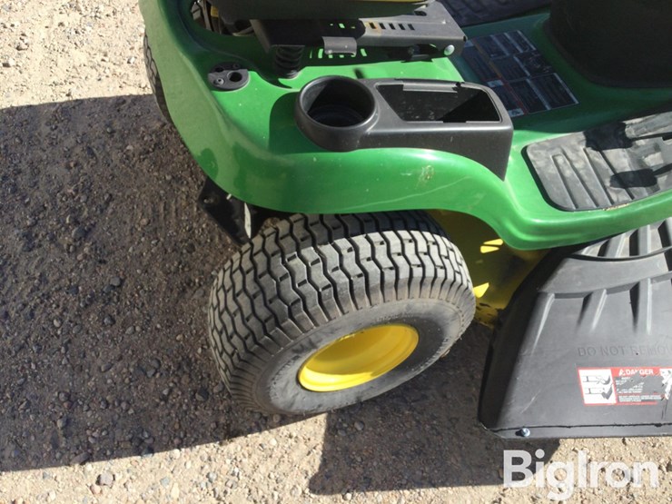 2018-john-deere-e110-image-19