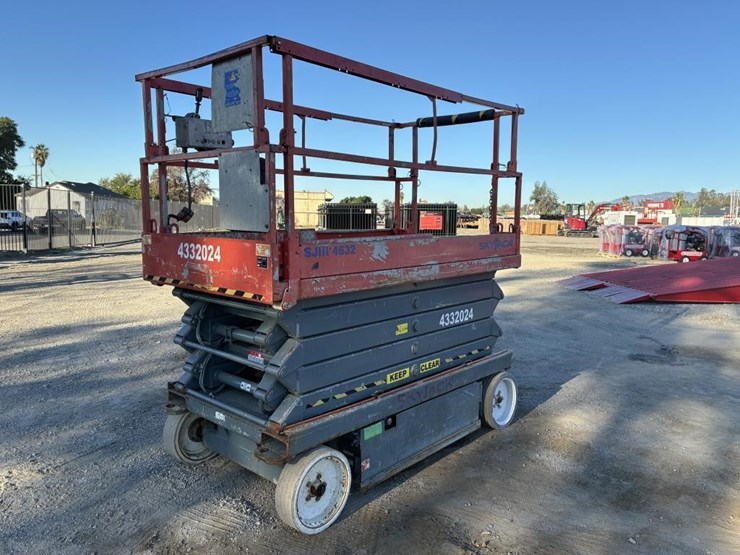 2004-skyjack-sjiii4632-image-1