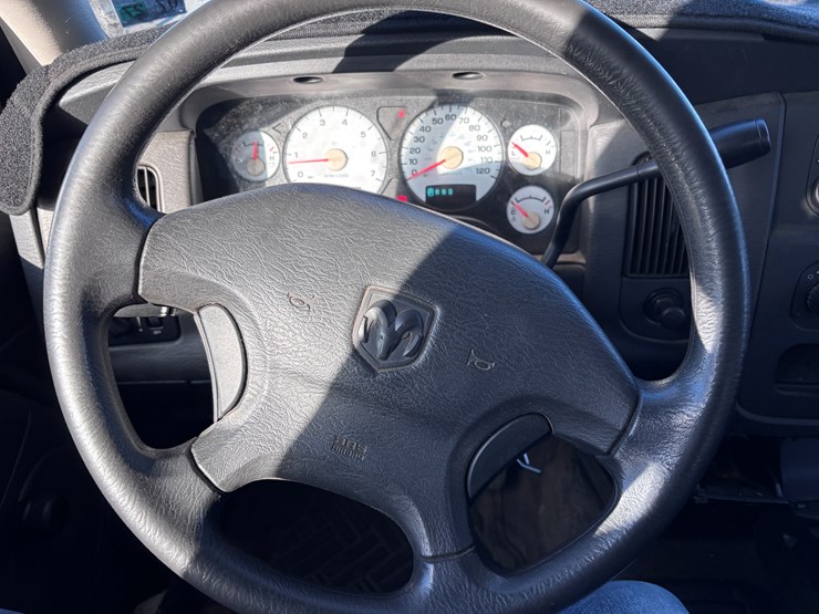 2003-dodge-150-image-8