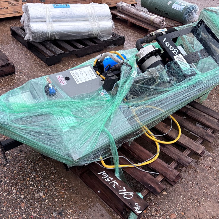 #8001 • PALLET WITH SYSTEM TEST VALVE MACHINE