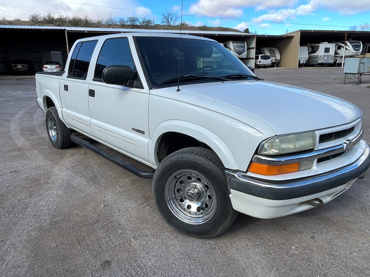 2002-chevrolet-s10-image-92