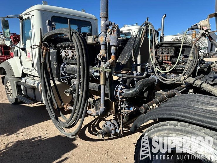 (x)-2015-mack-gu713-t/a-kill-truck,-vin-1m2ax09y2...-image-8