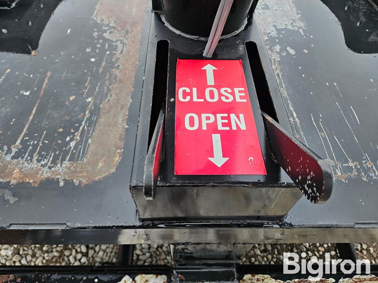 strobel-t/a-2-box-seed-tender-image-11