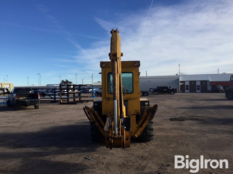 1980-deere-310a-image-5