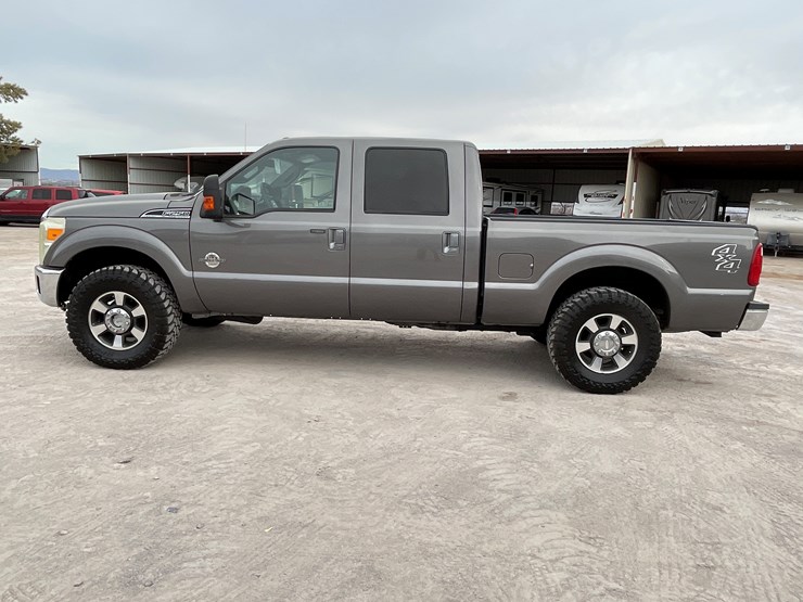 2011-ford-f250-lariat-image-8