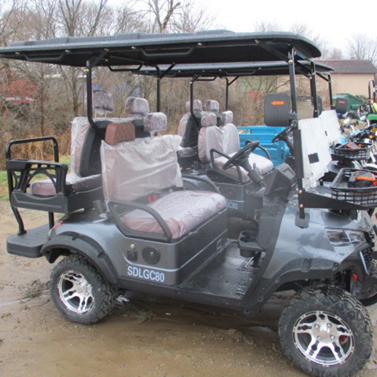 #6552 • SDLGC80 GOLF CART SDLGC80 GOLF CART Rated member: 4 people Range: =50miles Top speed: 23-24miles/h System voltage: 60V Motor power: 4KW AC motor Minimum turning radius: 4M Braking distance: =4M Maximum Climbing slope: =25% Minimum ground cleara