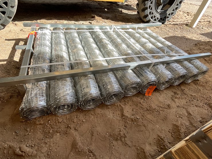 #3832-•-field-galvanized-fence-image-9