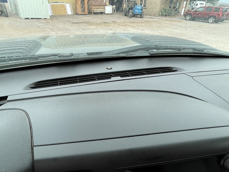 2011-chevrolet-silverado-2500hd-lt-image-71