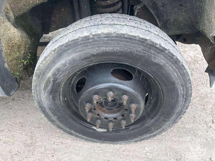 2008-ford-f550-image-33