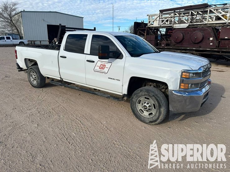 2018-chevrolet-2500hd-image-8