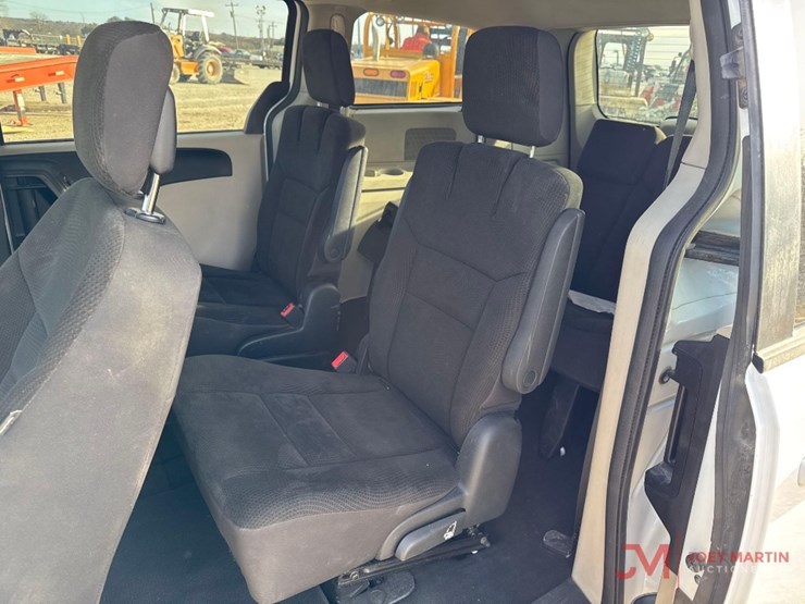 2018-dodge-grand-caravan-image-13