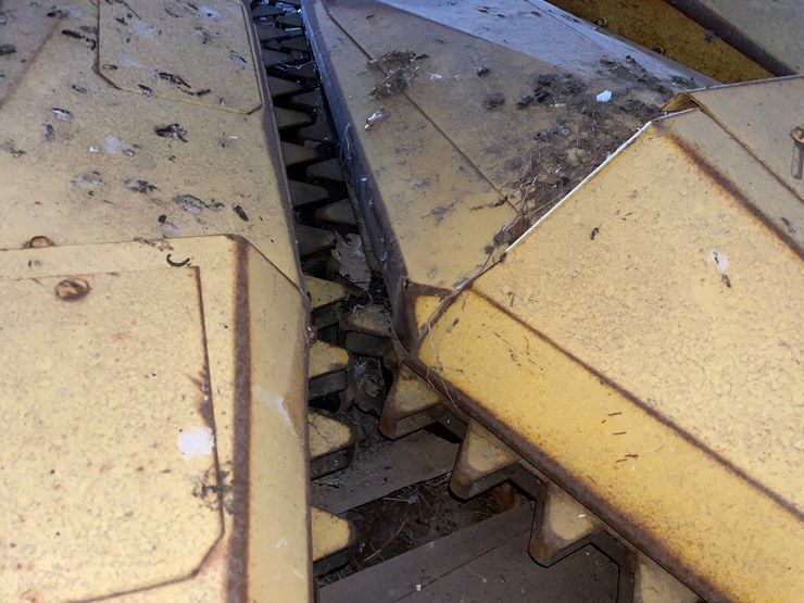 new-holland-900-image-24