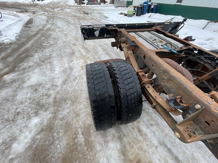 2006-ford-f550-xl-image-28