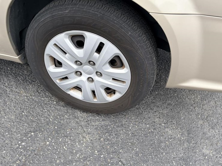 2015-dodge-caravan-image-5