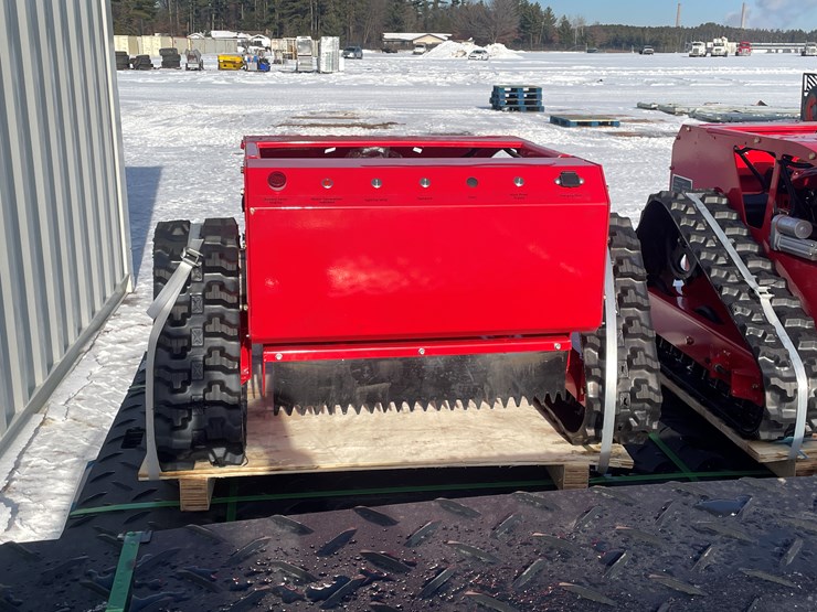 #180-•-remote-controlled-lawn-mower-(mosinee,-wi)-image-6