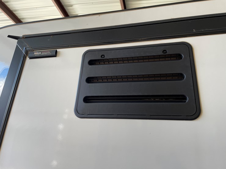 #149-•-2024-r-pod-trailer-(nm-title)-image-32