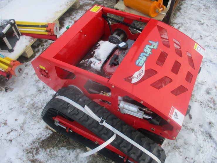 #6589-•-radio-controlled-lawn-mower-remote-control,-cutting-width-550mm,-blade-can-be-lifted-image-1