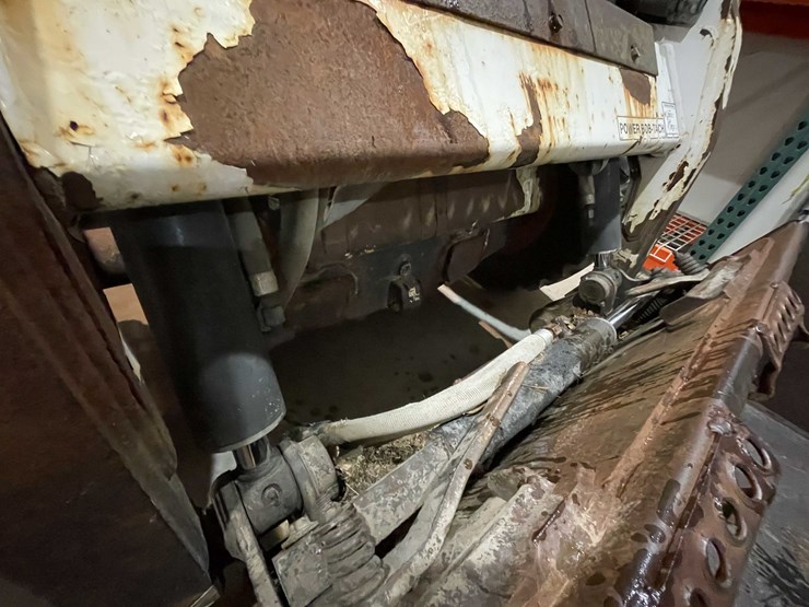 #102-•-bobcat-skid-steer-(oshkosh,-wi)-image-9