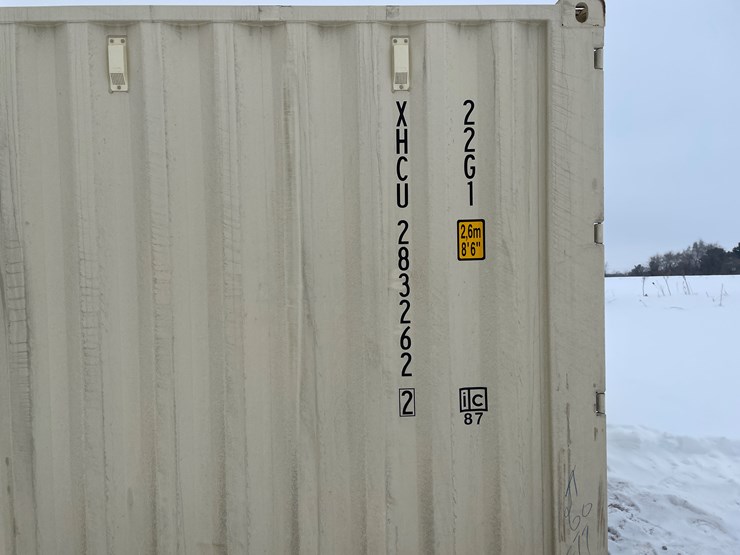 #15-•-20'-shipping-container-(princeton,-mn)-image-7