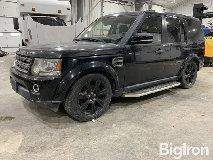 2016-land-rover-lr4-image-1