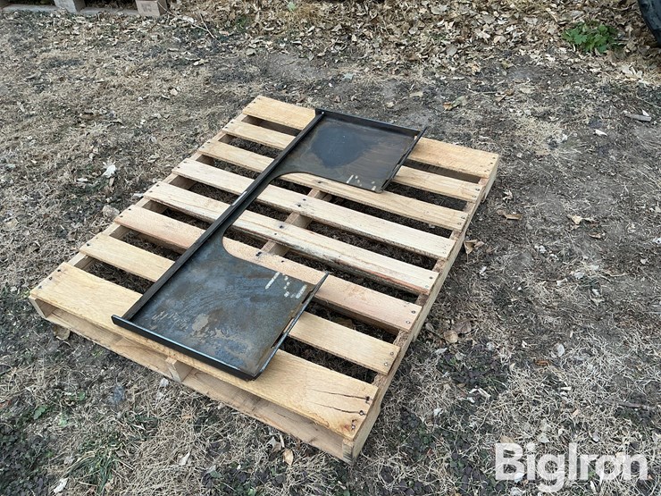 skid-steer-plate-image-7